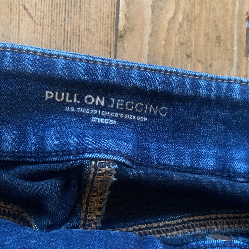 Chico'sPetite Pull-On Ankle Jeggings